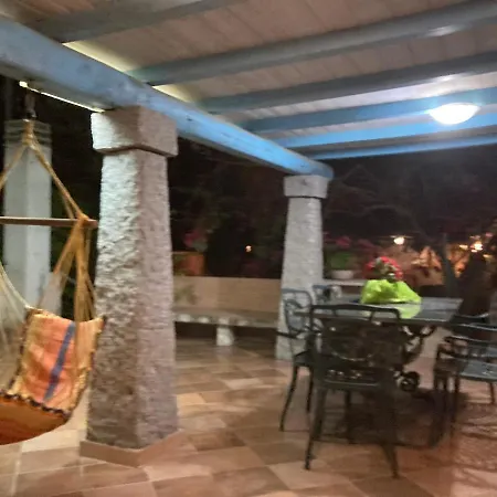 Casa Vacanze Le Piscinete Urri. Ferienhaus