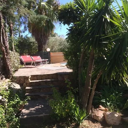 Ferienhaus Casa Vacanze Le Piscinete Urri. Tortolì