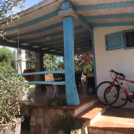 Casa Vacanze Le Piscinete Urri. *